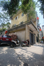 9,75 tỷ - lô góc ô tô đỗ cửa, thông vòng quanh kd tốt, dt 32m2, mt 4,3m, qh ổn định