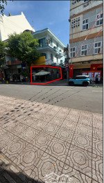 cho thuê mặt tiền kinh doanh - văn phòng sạch sẽ, ngay sát ngã tư giá rẻ