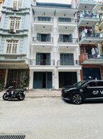 bỏ sót siêu phẩm nguyễn khánh toàn, dt: 98m2 rộng 7,6m, phân lô ô tô tránh, phù hợp xây nhà văn phò