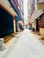 mặt ngõ phân lô 2 thoáng, dt 30m2, mt 4m, ba gác phi thông vòng quanh, chào 8,3 tỷ