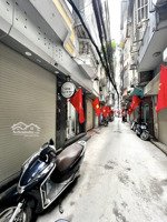 mặt ngõ ba gác phi thông tứ phía, 7t thang máy, dt 35m2, mt 5,3m, chào 10,6 tỷ qh ổn định