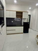 duy nhất 1 căn hộ trống cần cho thuê 6tr, cọc 6tr, full nội thất, gần công viên làng hoa - gò vấp