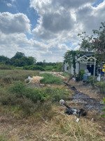 chính chủ bán đất mỹ lộc, cần giuộc, long an. diện tích 94m2 thổ cư sổ hồng riêng. giá 685 triệu