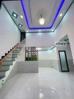 bán nhà 2 tầng đẹp trung tâm hóc môn hẻm xe tải 6m giá chỉ: 4.15 tỷ