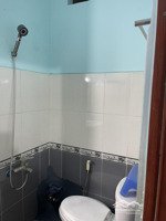 nhà nằm trong hẻm rộng, dễ tìm, an ninh bảo đảm