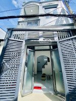 phạm văn bạch 15 tân bình - nhà chính chủ - khu vực dân trí -hẻm sạch - nhà mới đẹp -dọn vào ở ngay