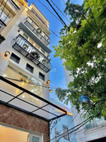 hàng đẹp giá tốt chốt nhanh kẻo mất! huỳnh văn bánh, phú nhuận 4 tầng 9.8 tỷ trung tâm hiếm nhà bán