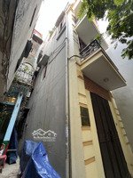 hàng hiếm ba đình lô góc thoáng sáng cách phố vài bước
đi bộ vài bước ra phố quán thánh,