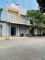 chính chủ cần bán nhà 1 trệt 1 lầu, tum. ở kdc mới đại quang. tân đông hiệp. dt 61m. 3pn, 3wc