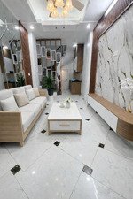 nhà có sổ đỏ, 5 tầng, lĩnh nam vĩnh hưng, 3.9 tỷ có bớt!