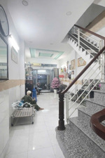 nhà đẹp, 2 tầng, 50m2 (4 x12.5). khu tên lửa, chỉ 3 t.y88 tlcc.