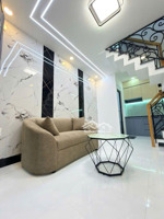 bán nhà hxm dt 3m*7m 3ty450 3tầng lạc long