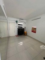 nhà lạc long quân q11 hẻm xe tải 6m thông 3 tầng 4pn sát đầm sen 32m hơn 6.8 tỷ