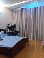 bán nr mặt tiền đường 359, phước long b, quận 9, 50m2 giá 5 tỷ, nhà đẹp chủ cần bán gấp.