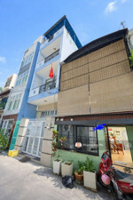 hẻm ô tô - trung tâm phú nhuận - giáp q.1 - chủ xác định bán đất tặng nhà nên giá cực tốt.