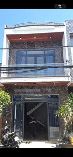 nhà 2 tầng đường 5m5 giáp văn cương . hoà minh . song song biển nguyễn tất thành