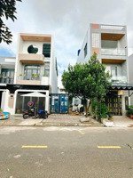 giá tốt đầu tư - chỉ hơn 5 tỷ - sát văn tiến dũng - hoà xuân - gia chủ thiện chí bán