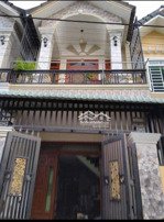 bán nhà 1 trệt 1 lầu dt 70m2 đường lồ ô giáp làng đại học