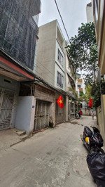 đội cấn lô góc 2 mặt tiền 5.8 tỷ - ngõ rộng 5m - sân chung thoáng rộng - gần phố