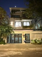 nhà siêu đẹp! chủ cần bán biệt thự kdc ven sông đường số 17 tân hưng quận 7. dt: 12x18m giá 60 tỷ