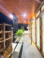 ông anh cần bán nhà mới xây , kiệt 230/// tôn đức thắng