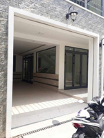 biệt thự 8,5*17m đường âu cơ giáp tân bình - 3 tầng - sân thượng gồm 4pn-5wc