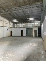 cho thuê kho 8x25 /2 mt trước sau , quận 6