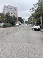 bán nhà ngọc khánh trung tâm ba đình nhà đẹp ở ngay 40m nhà dân xây vài bước ra phố đủ công năng