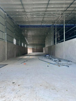 cho thuê kho mới xây ngang 8m mặt tiền võ văn kiệt - lộ 40m