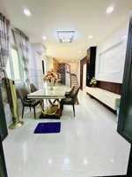 bán nhà nguyễn tri phương 4tầng 3.5 x 10 giá 5.2xtỷ gần cầu vượt 3/2 trung tâm quận 10.