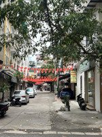 bán nhà mặt phố kinh doanh ,làm văn phòng 34m/5tầng giá 12,9 tỷ.