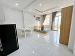 studio ban công ngay bờ kè hoàng sa - khu trung tâm - full nội thất