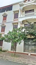 bán nhà hoàng quốc việt 150m2, giá: 31 tỷ. cầu giấy