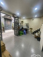 nhà hẻm thông 3 tầng trần hưng đạo, trần bình trọng quận 5. ra quận 1. gần hồ bơi lam sơn.