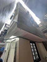 bán gấp nhà khâm thiên đống đa, 5 tầng, cách phố 1 nhà, sổ đỏ riêng, giá 4.5 tỷ