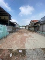 bán đất mt đường phan văn đối, xã bà điểm, huyện hóc môn, gần 300m2, giá 15,2 tỷ.