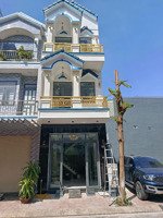 chủ ngộp giảm 900tr bán nhà 2 lầu 4pn full nội thất kdc phú hồng thịnh 8 diện tich 4x16m