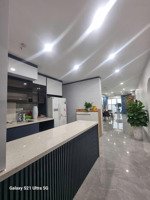 mình cho thuê căn hộ 3n2wc tại hồ gươm plaza, hà đông, tòa big c hà đông, có chỗ để xe oto tại hầm