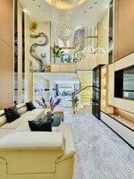 hạ 300 triệu - giá mới 9.5 tỷ - nhà đẹp ngay cv làng hoa - hẻm ô tô - full nội thất cao cấp.