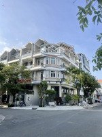 cho thuê bt himlam căn góc 2 mặt tiền dt: 6.75x20m2 tkvp, có thang máy giá: 75 triệuh: 