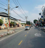 bán nhà nở hậu tây hoà,ô tô đỗ cửa,sát metro phước long quận9!!