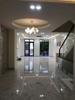 cho thuê nhanh căn shophouse 1 trệt 3 lầu mặt tiền nội khu .lake view an phú quận 2