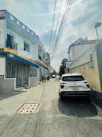 nhà hẻm xe hơi - đường lê văn chí - khu dân trí cao - thích hợp ở/xây chdv