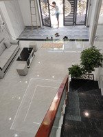 chỉ 3ty25 _ nhà lầu trệt ngang 5m mới hoàn thiện 3pn 2wc gần co.op mart thủ dầu một