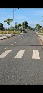 chính chủ cắt lỗ bán gấp lô đất đường số 28 hòa long 126m2/1ty420