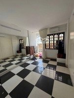 chính chủ bán gấp nhà hẻm 206. lạc long quân. p10.q11 ngay đầm sen. giá 6.8 tỷ