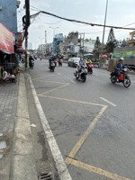 cho thuê nguyên căn mặt tiền đường phạm hùng