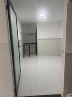 bán dãy trọ 1 trệt 1 lầu, gồm 20 phòng mới tinh, ngay ngã ba ông xã ngang 6x27m