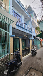 nhà như mới vị trí gần mặt tiền hoài thanh p14 q8
- diện tích: 47m: 5,2m 9m.