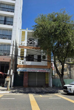 cần tiền đầu tư bán nhanh căn khách sạn 4 tầng mặt tiền phan chu trinh sát bãi tắm thùy vân xây 7 t